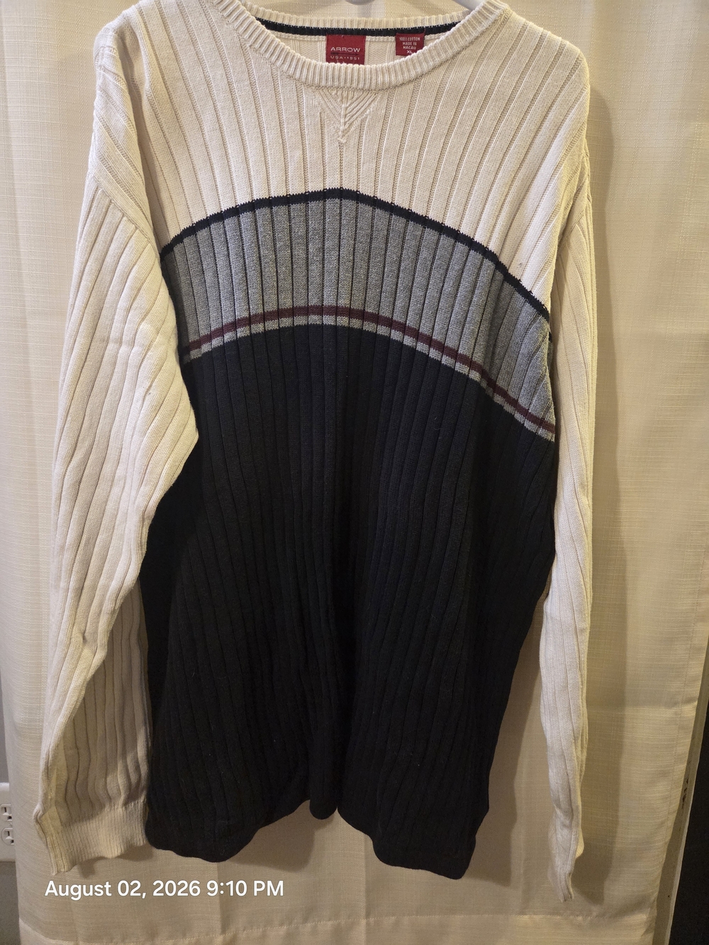 Arrow Ribbed Colorblock Crewneck Sweater - White, Gray & Black